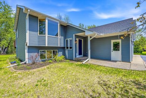 3961 224th Avenue NW Oak Grove MN 55303
