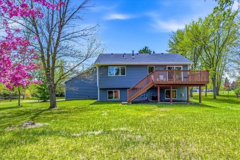 3961 224th Avenue NW Oak Grove MN 55303