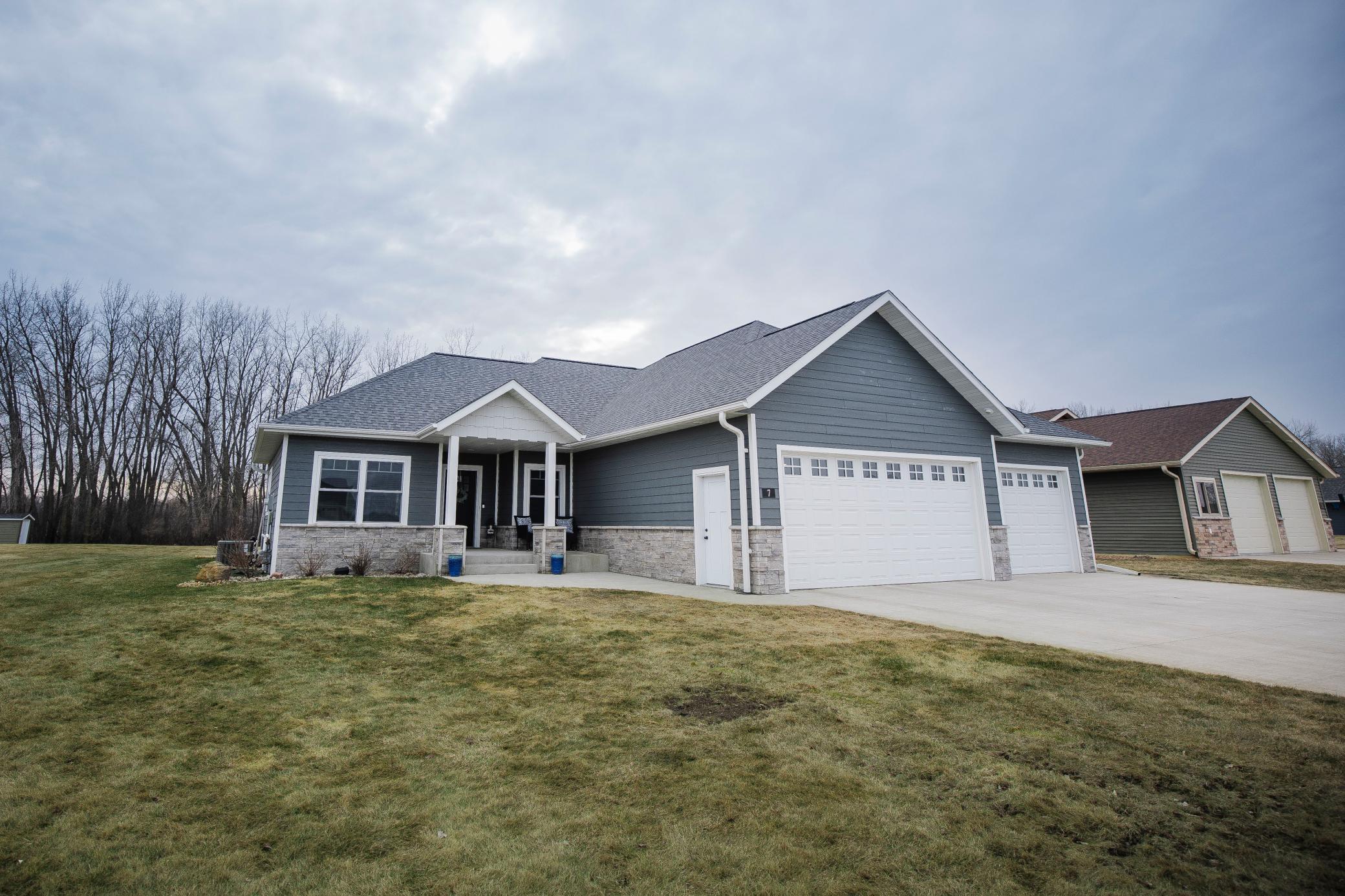 7 Rileys River Road Morris MN 56267