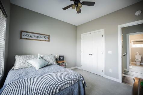 7 Rileys River Road Morris MN 56267