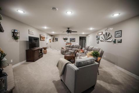 7 Rileys River Road Morris MN 56267