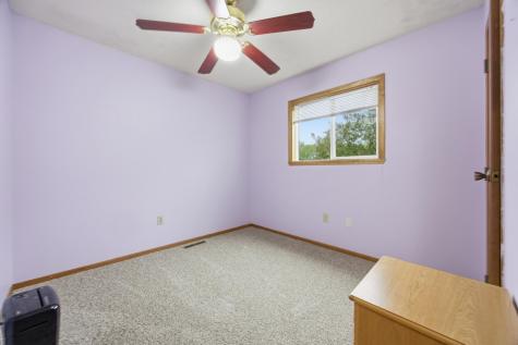 513 N 19 Ave N Fargo ND 58102