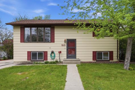513 N 19 Ave N Fargo ND 58102