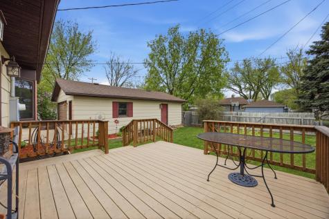 513 N 19 Ave N Fargo ND 58102