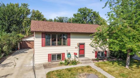 513 N 19 Ave N Fargo ND 58102