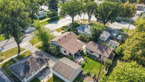 513 N 19 Ave N Fargo ND 58102