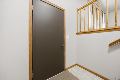 513 N 19 Ave N Fargo ND 58102