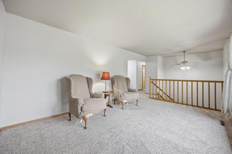 513 N 19 Ave N Fargo ND 58102