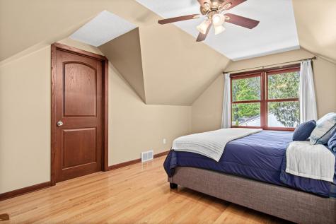 1420 Winnetka Avenue N Golden Valley MN 55427