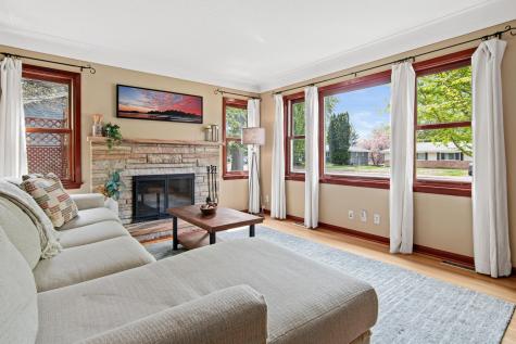 1420 Winnetka Avenue N Golden Valley MN 55427