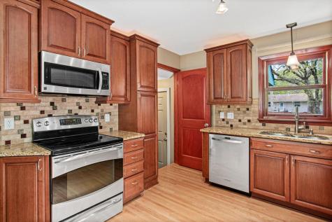 1420 Winnetka Avenue N Golden Valley MN 55427
