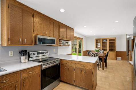110 Mayo Drive Burnsville MN 55337