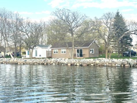 42895 Sunshine Villa Drive New York Mills MN 56567