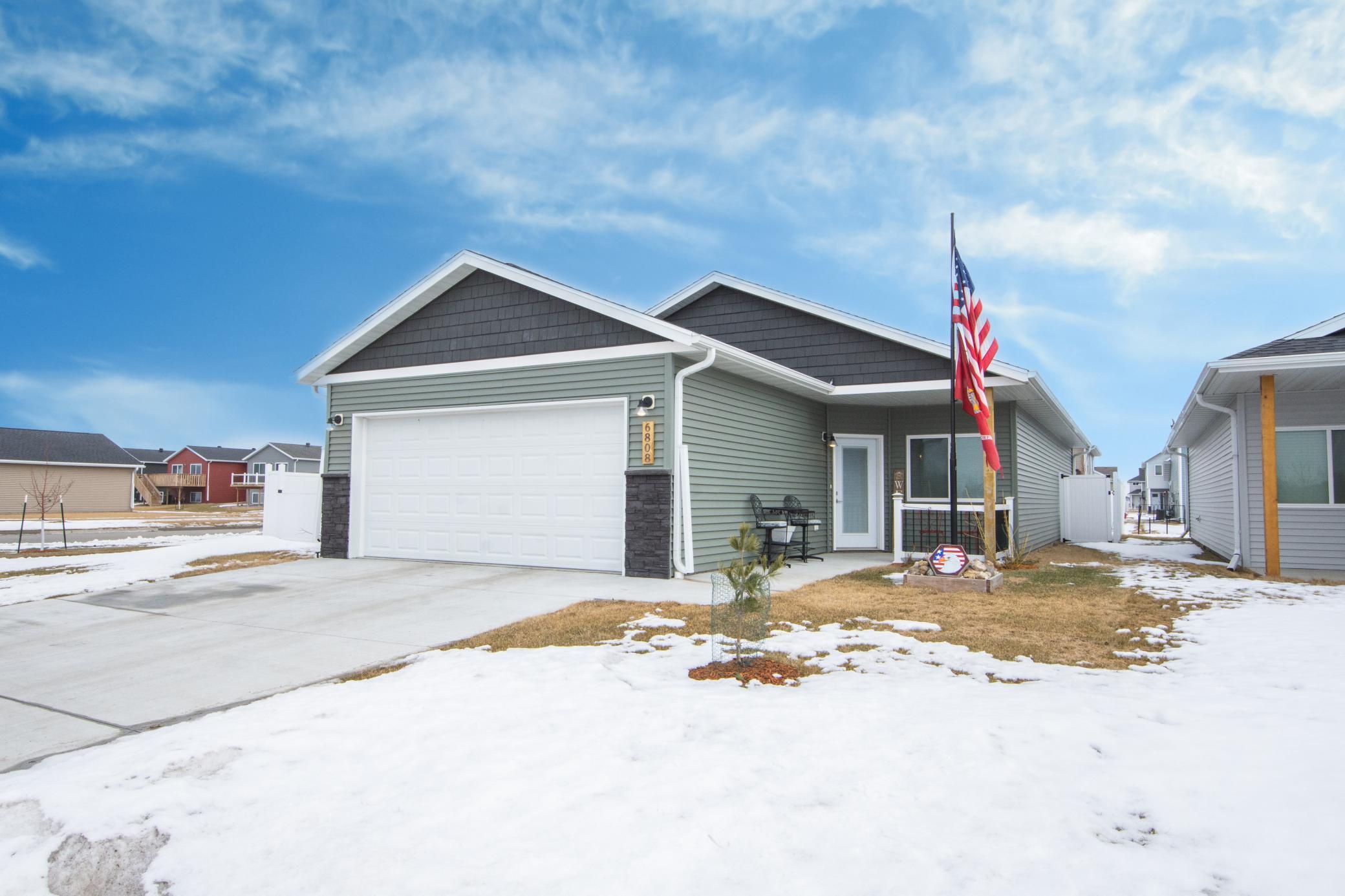 6808 68th Street S Horace ND 58047