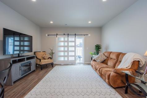 6808 68th Street S Horace ND 58047