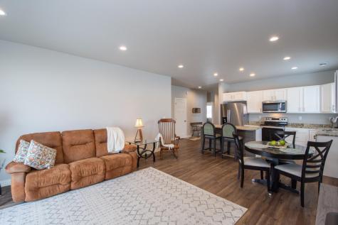 6808 68th Street S Horace ND 58047