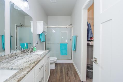 6808 68th Street S Horace ND 58047