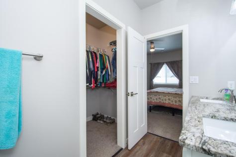 6808 68th Street S Horace ND 58047