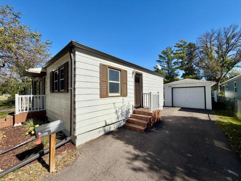 612 16th Street N Moorhead MN 56560