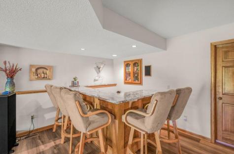 8906 Ashley Terrace Brooklyn Park MN 55443