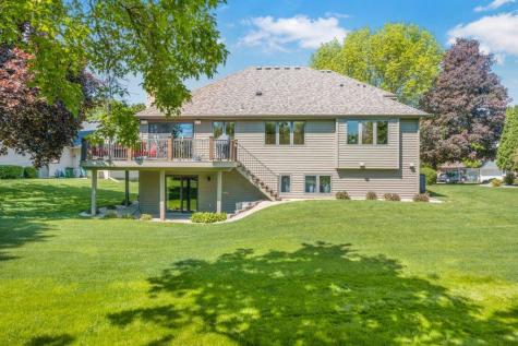 8906 Ashley Terrace Brooklyn Park MN 55443