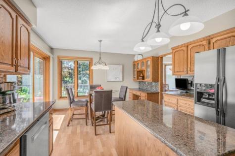 8906 Ashley Terrace Brooklyn Park MN 55443
