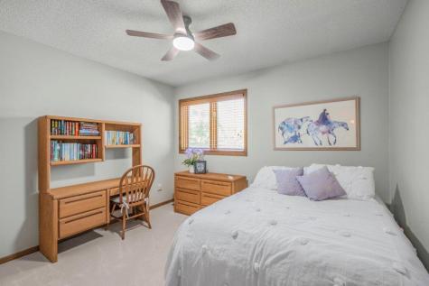 8906 Ashley Terrace Brooklyn Park MN 55443