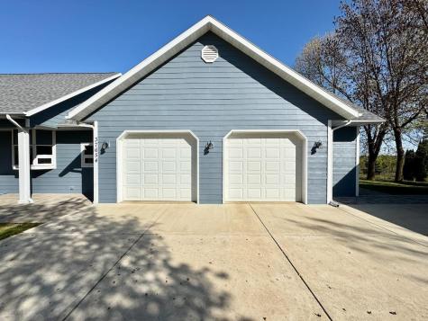 37654 S Eagle Lake Road Battle Lake MN 56515