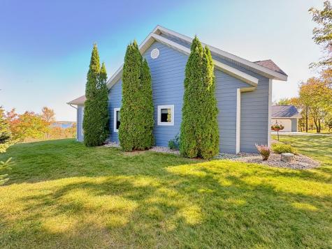 37654 S Eagle Lake Road Battle Lake MN 56515