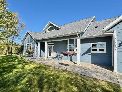 37654 S Eagle Lake Road Battle Lake MN 56515