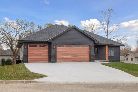 1270 Bellflower Lane Owatonna MN 55060