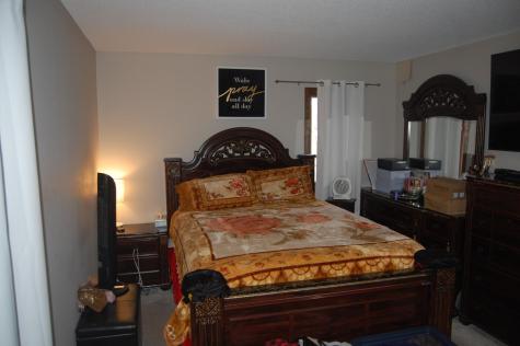 4173 Colorado Avenue N Crystal MN 55422