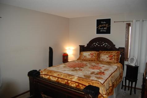 4173 Colorado Avenue N Crystal MN 55422