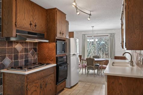 2420 Lancaster Lane N Plymouth MN 55441