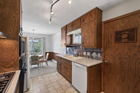 2420 Lancaster Lane N Plymouth MN 55441