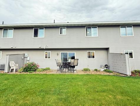 2003 Prairie Lane SW Willmar MN 56201