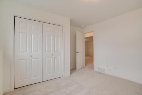6737 32 Street S Fargo ND 58104