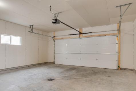 6737 32 Street S Fargo ND 58104