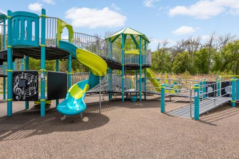 1741 Palisade Circle Eagan MN 55122