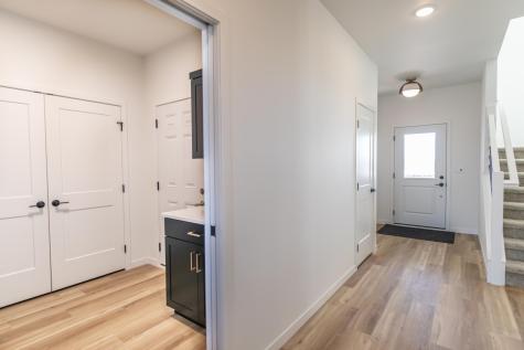 6863 Sun Valley Boulevard Horace ND 58047