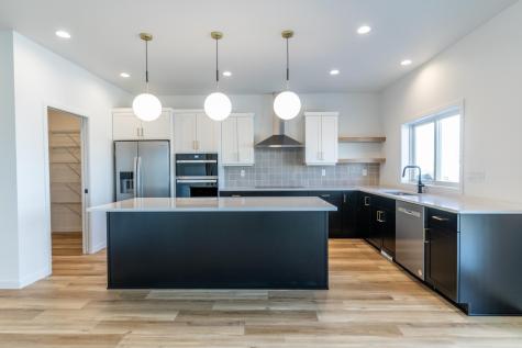 6863 Sun Valley Boulevard Horace ND 58047