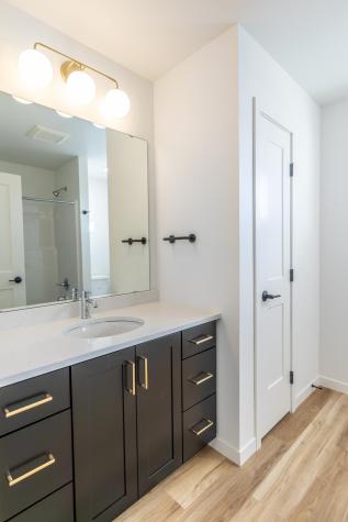 6863 Sun Valley Boulevard Horace ND 58047
