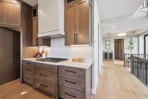 3061 Lake Shore Boulevard Minnetonka MN 55391