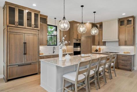 3061 Lake Shore Boulevard Minnetonka MN 55391