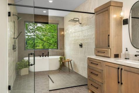 3061 Lake Shore Boulevard Minnetonka MN 55391