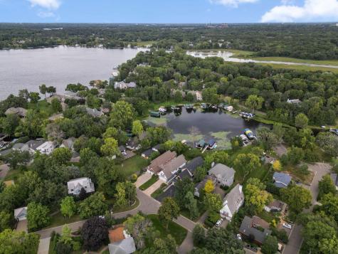 3061 Lake Shore Boulevard Minnetonka MN 55391
