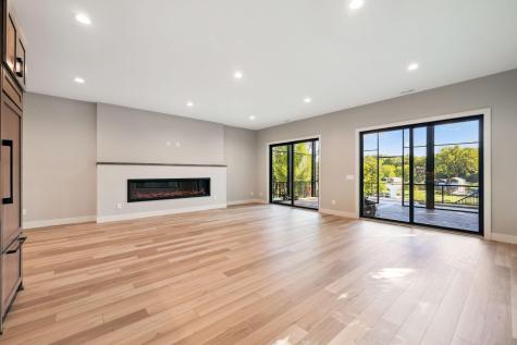 3061 Lake Shore Boulevard Minnetonka MN 55391