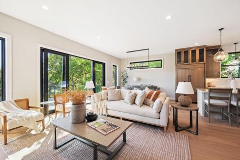 3061 Lake Shore Boulevard Minnetonka MN 55391