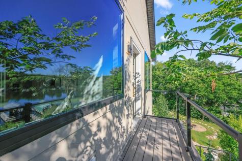 3061 Lake Shore Boulevard Minnetonka MN 55391