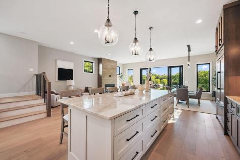 3061 Lake Shore Boulevard Minnetonka MN 55391